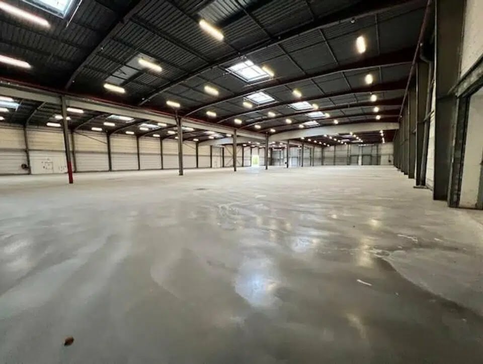 Industriel/Logistique dans Val-de-Reuil à louer Photo intérieure– Image 1 sur 4