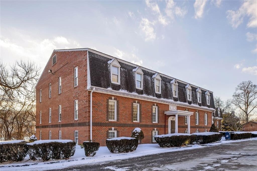 1108 Ohio River Blvd, Sewickley, PA à vendre Photo principale– Image 1 sur 34