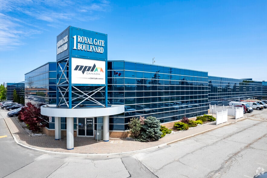 1 Royal Gate Blvd, Vaughan, ON à louer - Photo principale – Image 1 sur 4