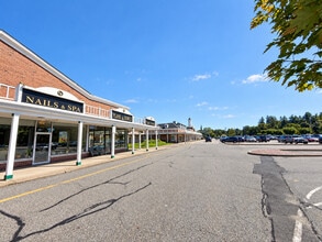 805-845 Franklin Lakes Rd, Franklin Lakes, NJ à louer Photo intérieure– Image 2 sur 8