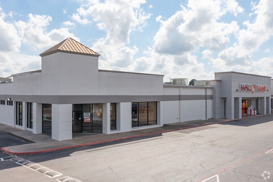 2315-2339 W FM-1960, Houston, TX à louer - Photo de l’immeuble – Image 3 sur 4