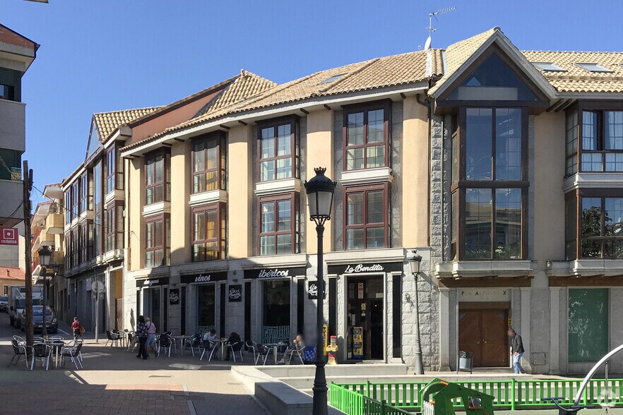 Calle los Cantos, 2, Galapagar, Madrid à vendre - Photo de l’immeuble – Image 1 sur 1