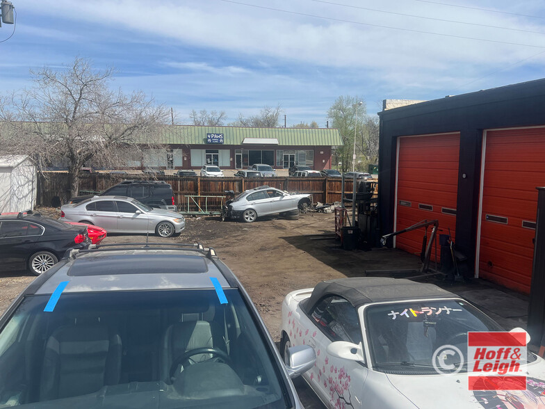 1515 Iris St, Lakewood, CO à vendre - Photo de l’immeuble – Image 2 sur 5