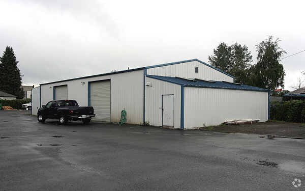 8415 NE 8th Ave, Vancouver, WA à vendre - Photo de l’immeuble – Image 2 sur 4