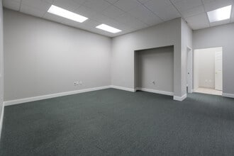 12276 San Jose Blvd, Jacksonville, FL à louer Photo de l’immeuble– Image 2 sur 8