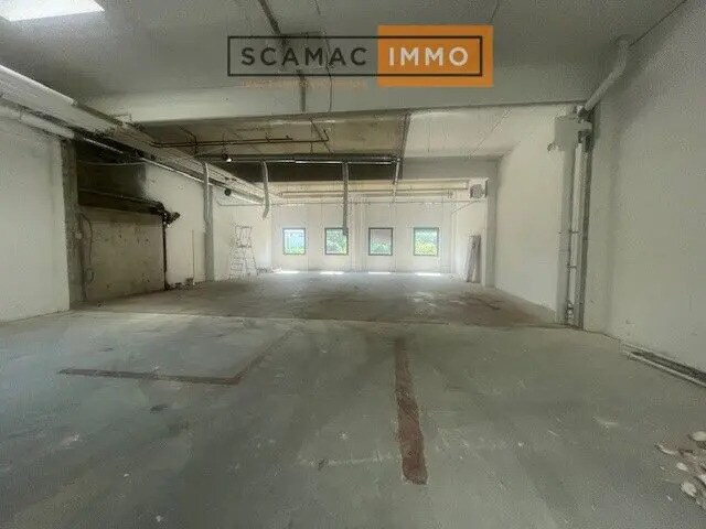 Plus de détails pour Bureau, Industriel/Logistique à louer