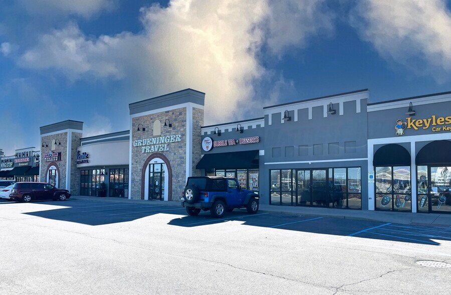 5129 Illinois Rd, Fort Wayne, IN à louer - Photo de l’immeuble – Image 2 sur 4