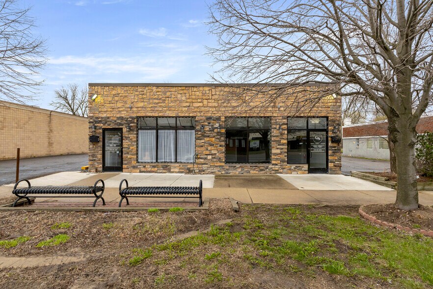 25033-25037 W Warren St, Dearborn Heights, MI à louer - Photo de l’immeuble – Image 2 sur 12