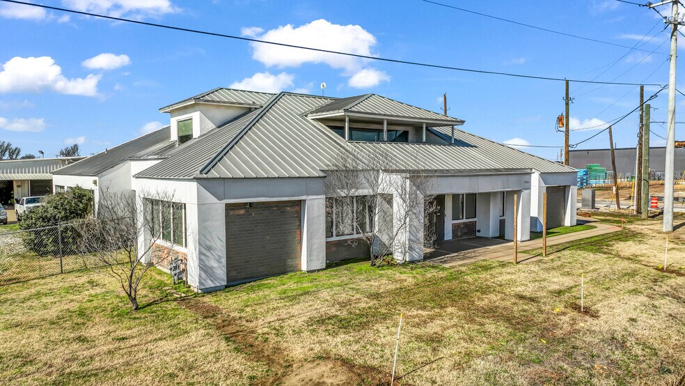 5308 Sun Valley dr, Fort Worth, TX à vendre - Photo de l’immeuble – Image 2 sur 21