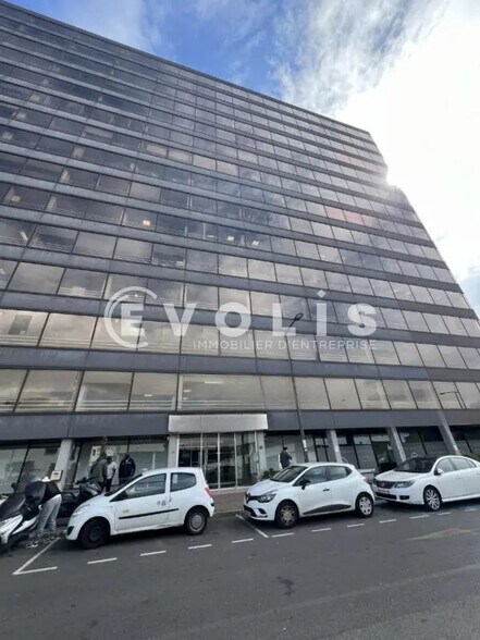 Bureau dans Rosny-sous-Bois à louer - Photo de l’immeuble – Image 1 sur 12