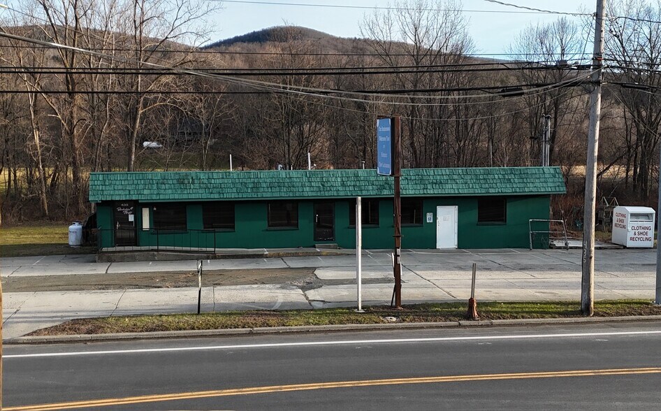 435 Columbia Pike, New Lebanon, NY à vendre - Photo de l’immeuble – Image 2 sur 16
