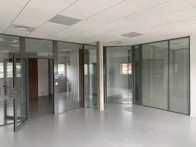 Bureau dans Lahonce à vendre - Photo de l’immeuble – Image 2 sur 8
