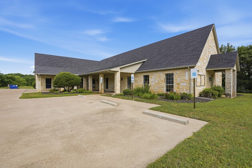 914 Foster Ln, Weatherford, TX à louer - Photo de l’immeuble – Image 3 sur 16