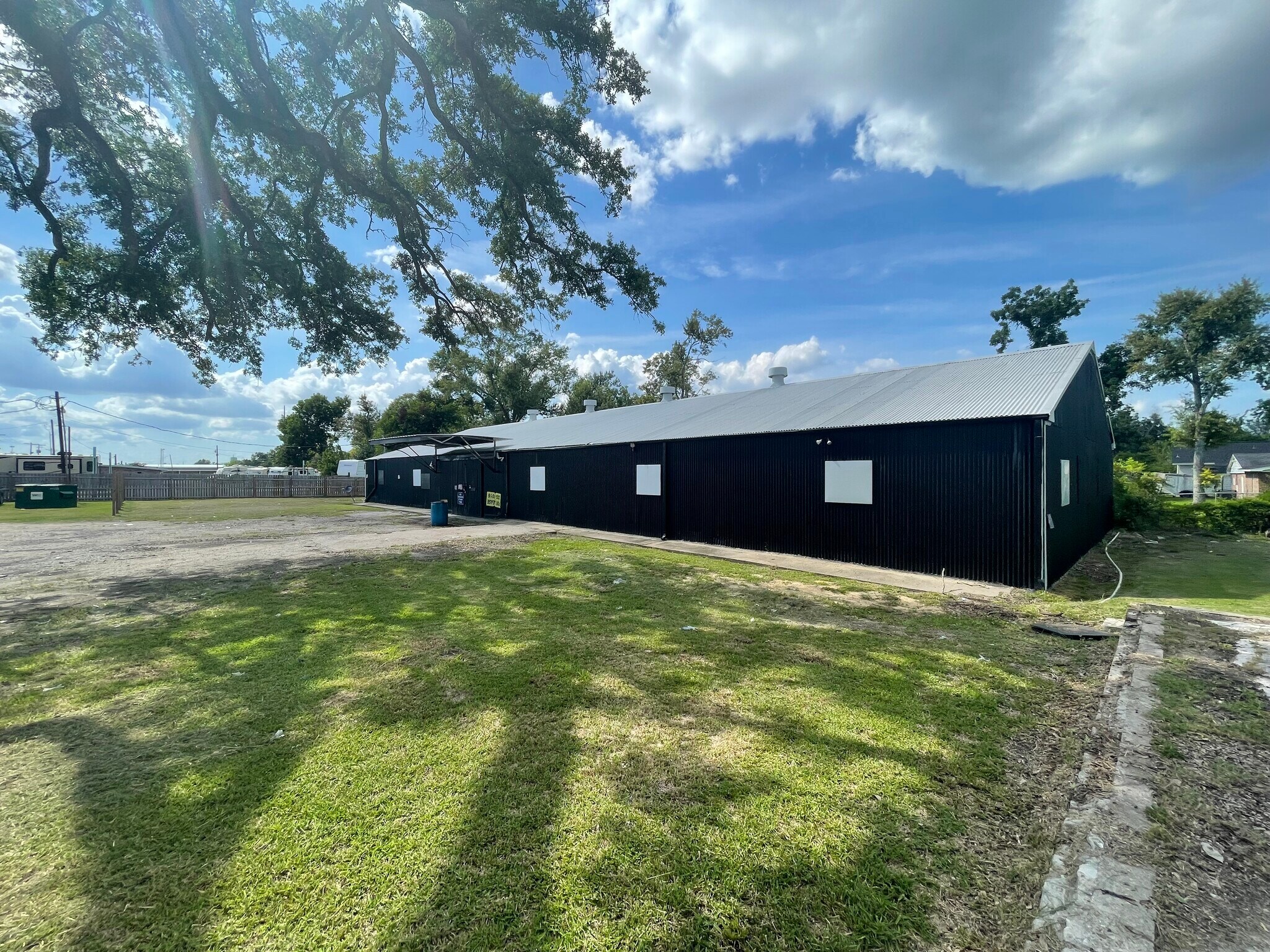 2331 1/2 Broad St, Lake Charles, LA à vendre Photo principale– Image 1 sur 3