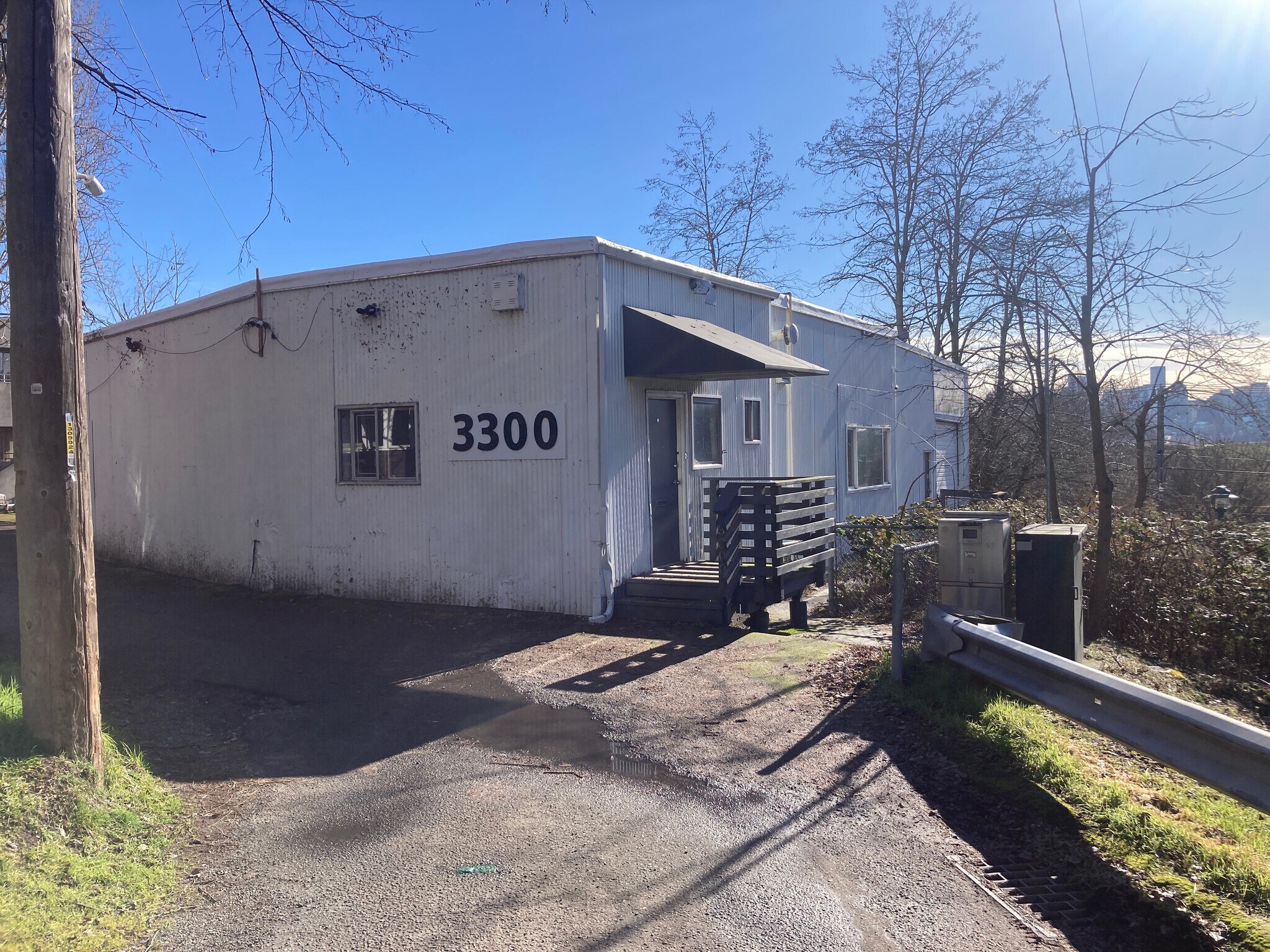 3300-3310 Wallingford Ave N, Seattle, WA à louer Photo de l’immeuble– Image 1 sur 6
