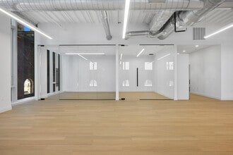 300 Kent Ave, Brooklyn, NY à louer Photo intérieure– Image 1 sur 8