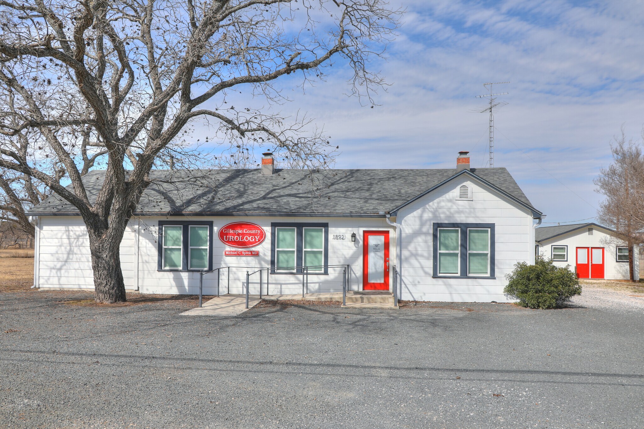 1892 W US Highway 290, Fredericksburg, TX à vendre Photo de l’immeuble– Image 1 sur 20