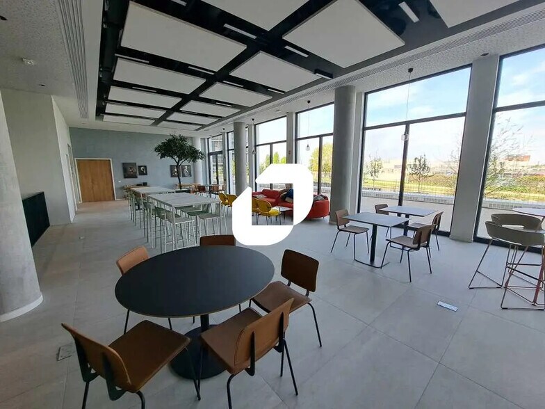 27-29 Rue De Paris, Bobigny à louer - Photo de l’immeuble – Image 2 sur 17