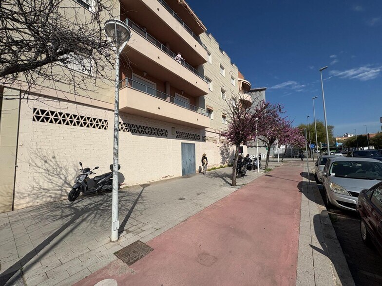 Local commercial dans Córdoba, Córdoba à louer - Photo de l’immeuble – Image 3 sur 10