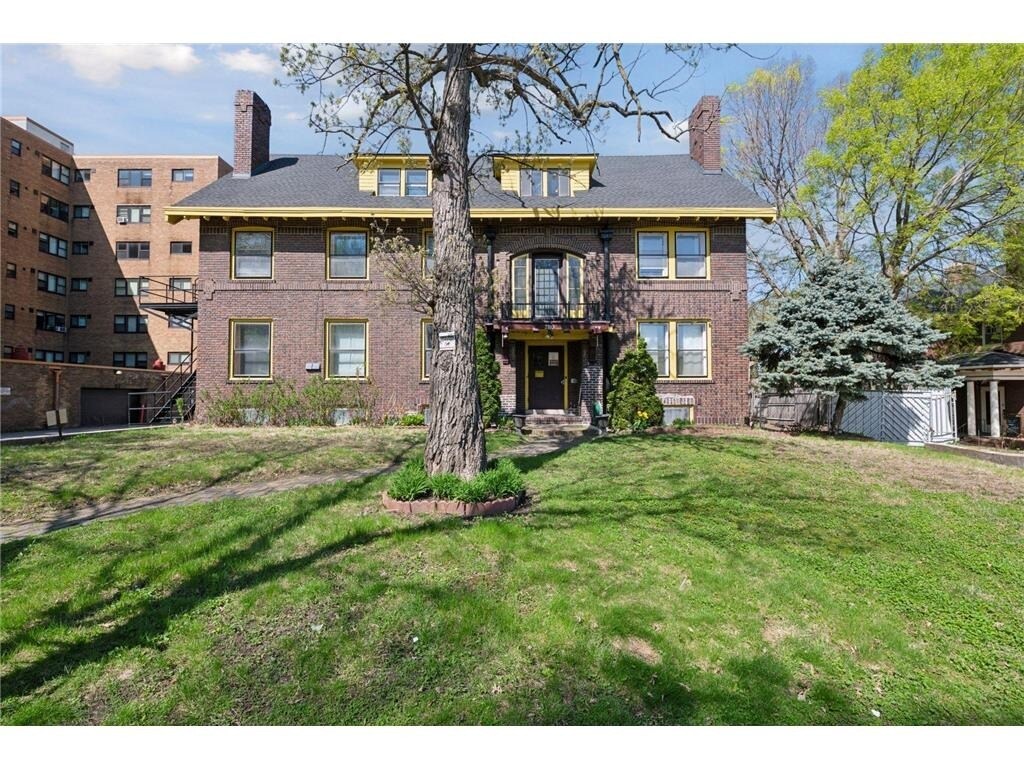 2110 1st Ave S, Minneapolis, MN à vendre Photo principale– Image 1 sur 54