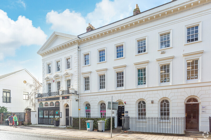 45 Queen St, Exeter à louer - Photo principale – Image 1 sur 7