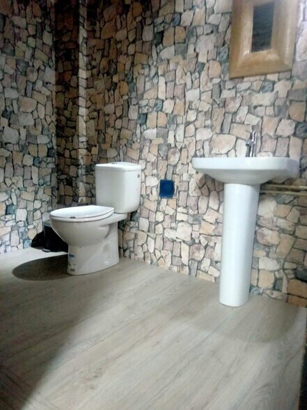 View Photo