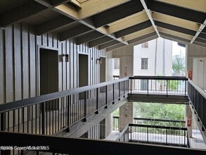 2210 S Front St, Melbourne, FL à louer Photo de l’immeuble– Image 2 sur 12