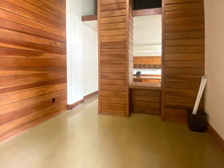 601-605 Third St NW, Grand Rapids, MI à louer - Hall d’entrée – Image 2 sur 29