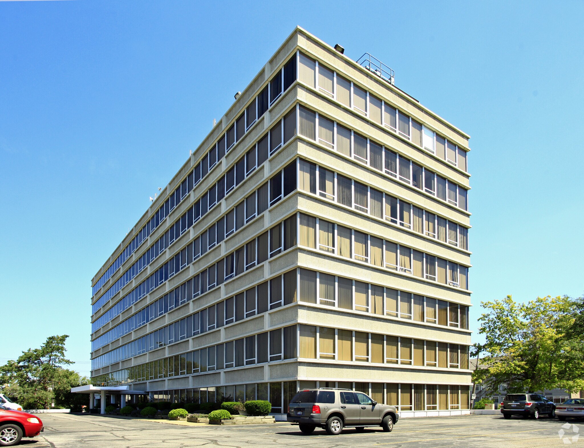 20525 Center Ridge Rd, Rocky River, OH à vendre Photo de l’immeuble– Image 1 sur 16