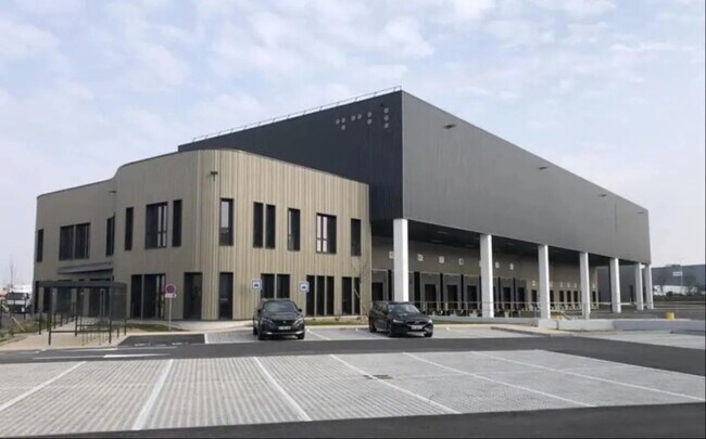 Plus de détails pour Industriel/Logistique à louer