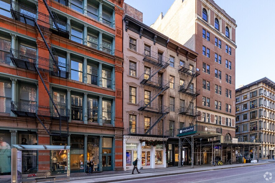 521 Broadway, New York, NY à louer - Photo de l’immeuble – Image 1 sur 17