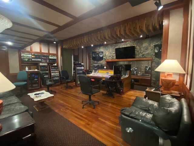170 Linden Oaks Dr, Rochester, NY à vendre - Photo intérieure – Image 2 sur 31