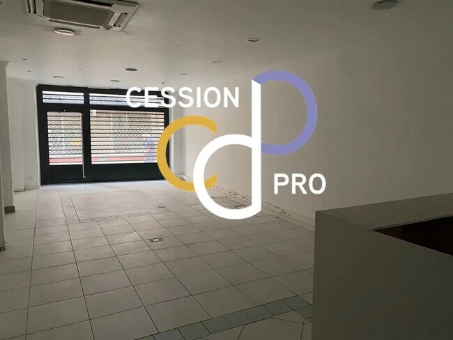 Plus de détails pour Local commercial à vendre