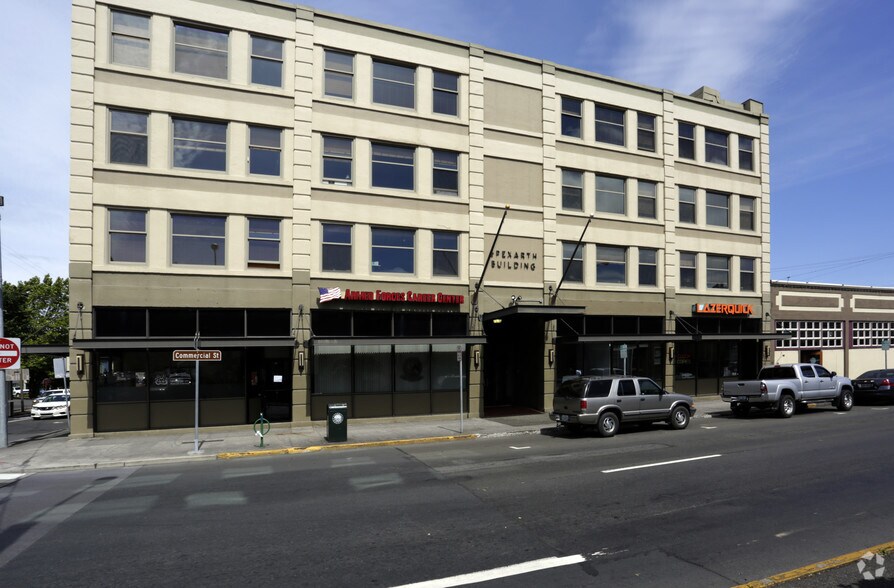 818 Commercial St, Astoria, OR à louer - Photo de l’immeuble – Image 2 sur 5