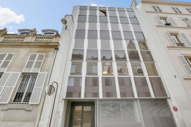 Plus de détails pour 27 Rue De Surène, Paris - Bureau à louer