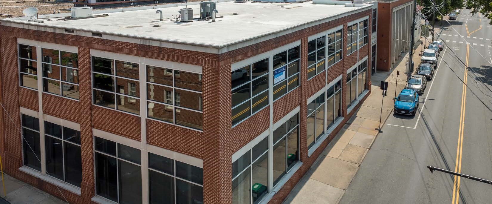 401 E Market St, Charlottesville, VA à louer Photo de l’immeuble– Image 1 sur 5