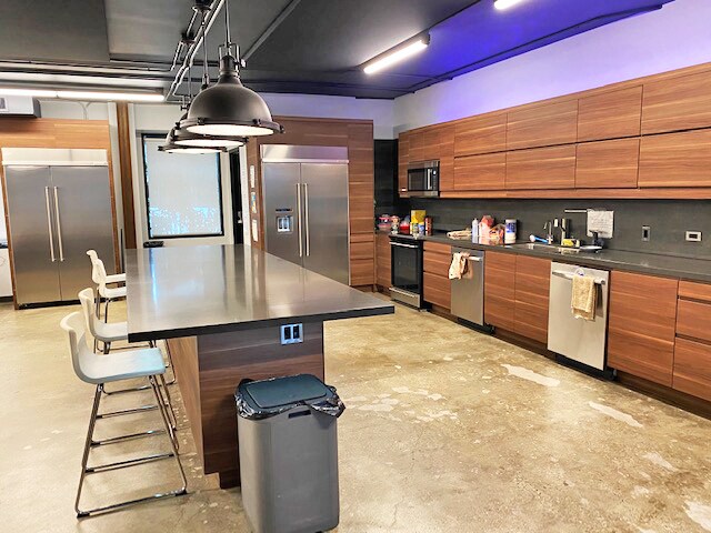 14958 Ventura Blvd, Sherman Oaks, CA à louer - Photo intérieure – Image 2 sur 14