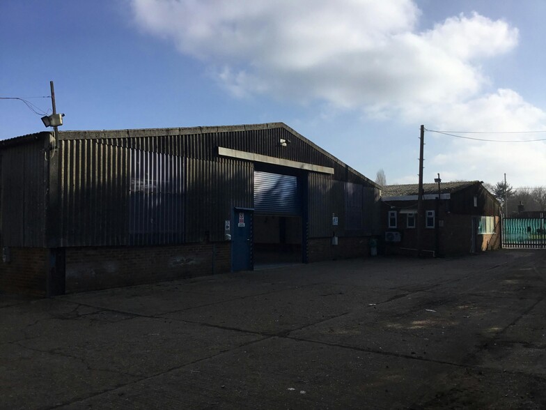 1-5 Cowbeech Hl, Hailsham à louer - Photo de l’immeuble – Image 2 sur 3