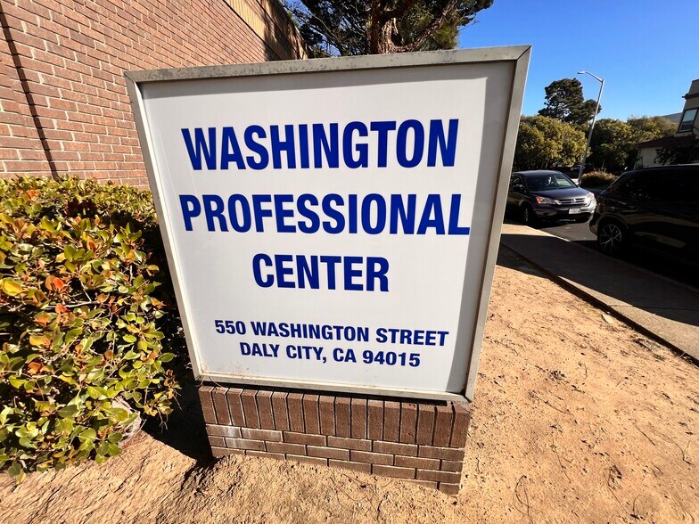 550 Washington St, Daly City, CA à louer - Photo de l’immeuble – Image 3 sur 7