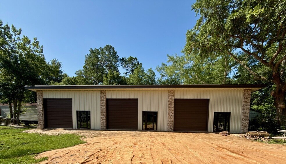 14313 Cullen St, Biloxi, MS à louer - Photo de l’immeuble – Image 1 sur 6