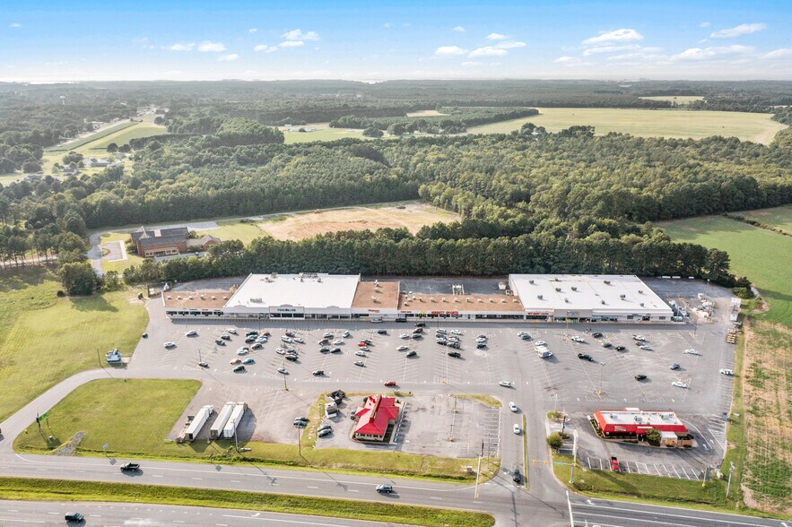 25102 Lankford Hwy, Onley, VA à louer - Photo de l’immeuble – Image 2 sur 37