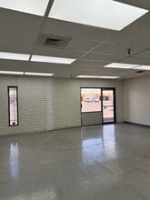 2829-2847 W McDowell Rd, Phoenix, AZ à louer Photo de l’immeuble– Image 2 sur 9