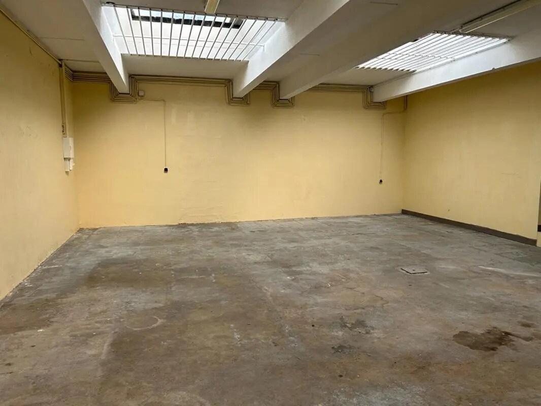 Local d’activités dans Bordeaux à louer Photo intérieure– Image 1 sur 10
