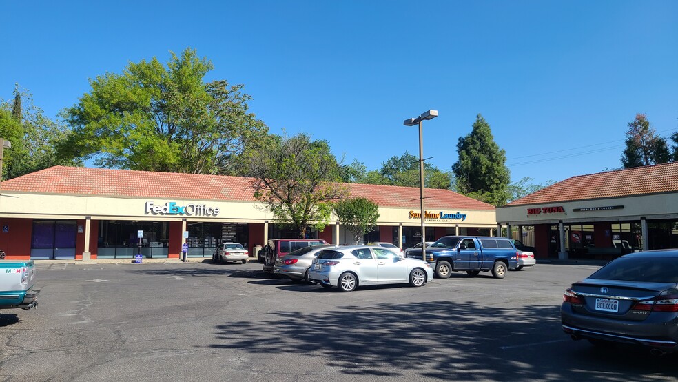 1722 Mangrove Ave, Chico, CA à louer - Photo de l’immeuble – Image 3 sur 6