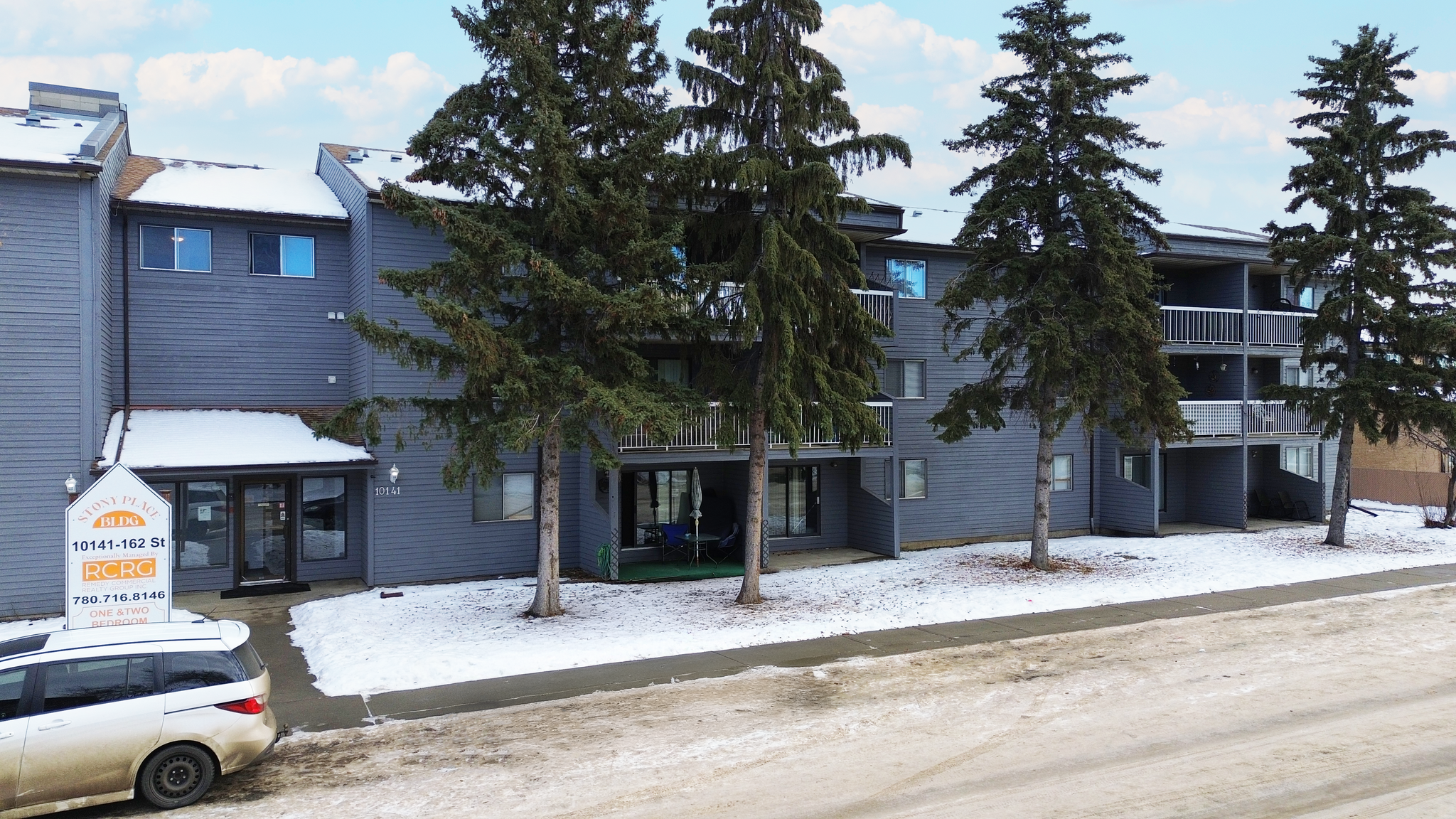 10141 162 St NW, Edmonton, AB à vendre Photo de l’immeuble– Image 1 sur 9