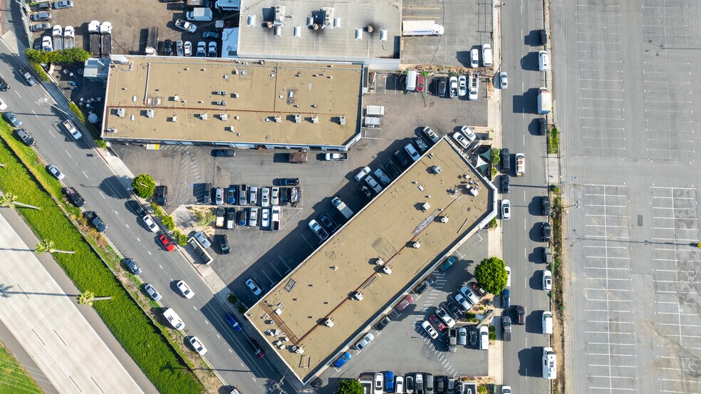 3770 Hancock St, San Diego, CA à louer - Photo de l’immeuble – Image 2 sur 16