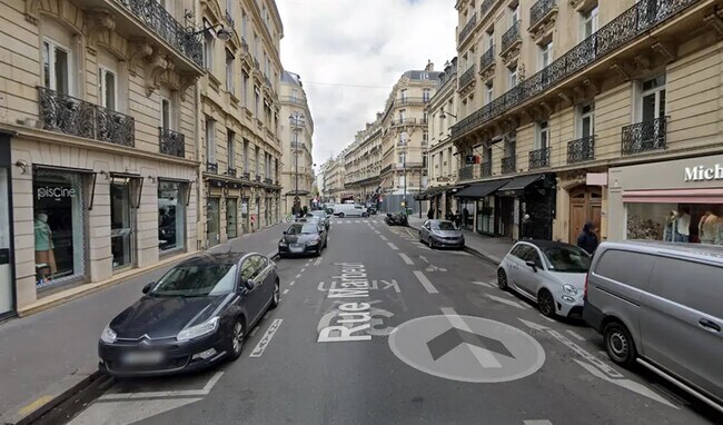 Plus de détails pour Local commercial à louer