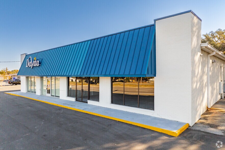 7326 Broad St, Brooksville, FL à louer - Photo de l’immeuble – Image 2 sur 9