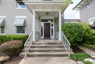 Plus de détails pour 215 N College Ave, Fayetteville, AR - Bureau à louer