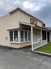 1415-1427 S Milford Rd, Highland, MI à louer Photo de l’immeuble– Image 1 sur 5